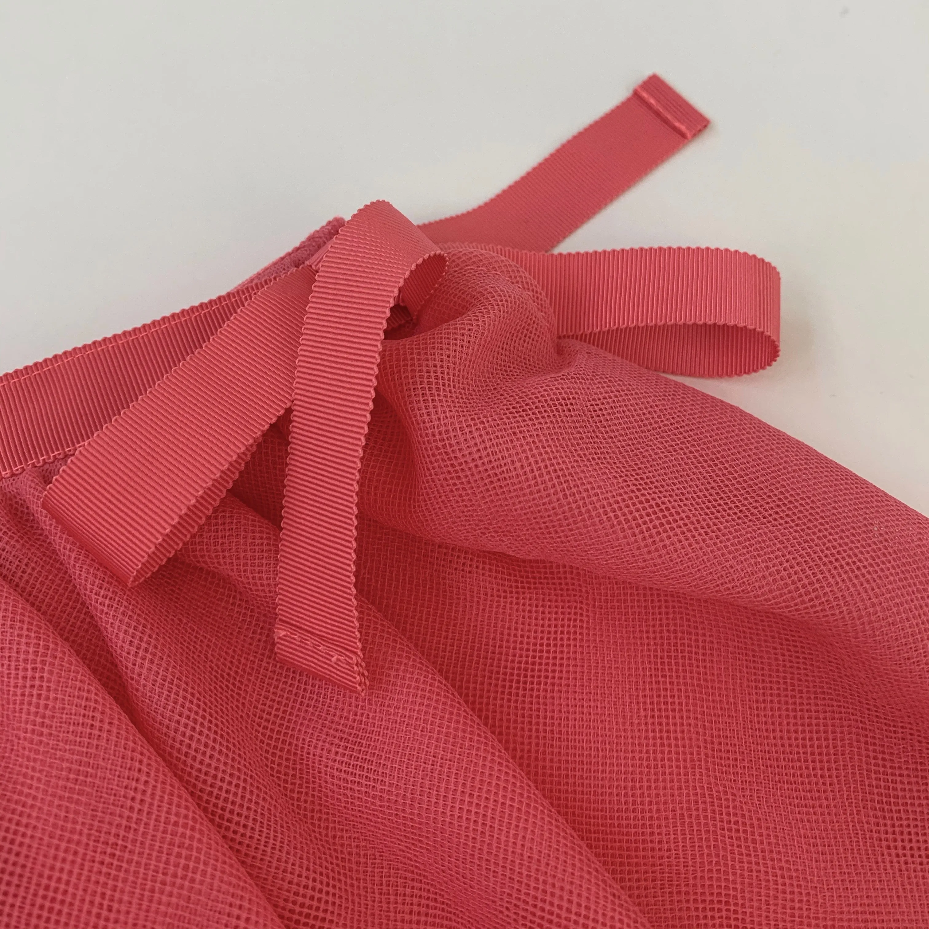 Bonpoint Raspberry Tulle Skirt: 2-3 Years