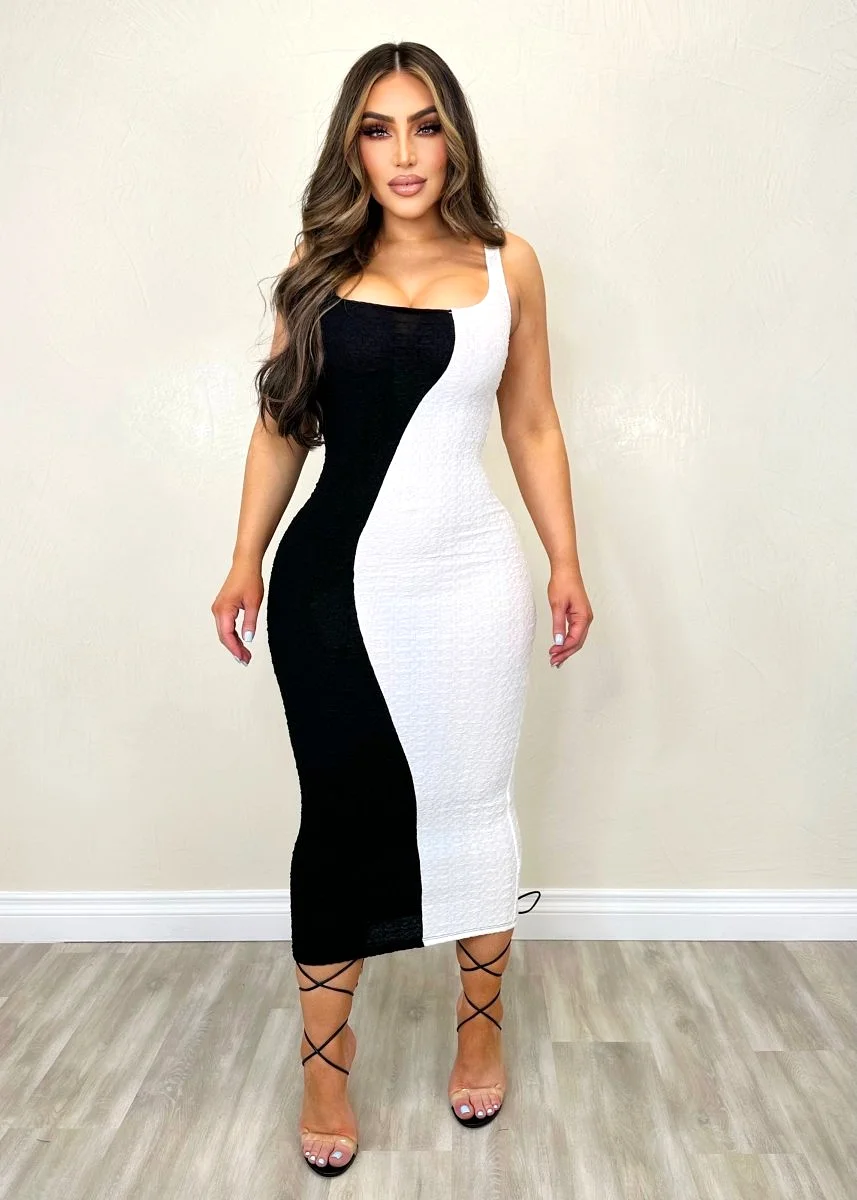 Currently Obsessed Dress White/Black