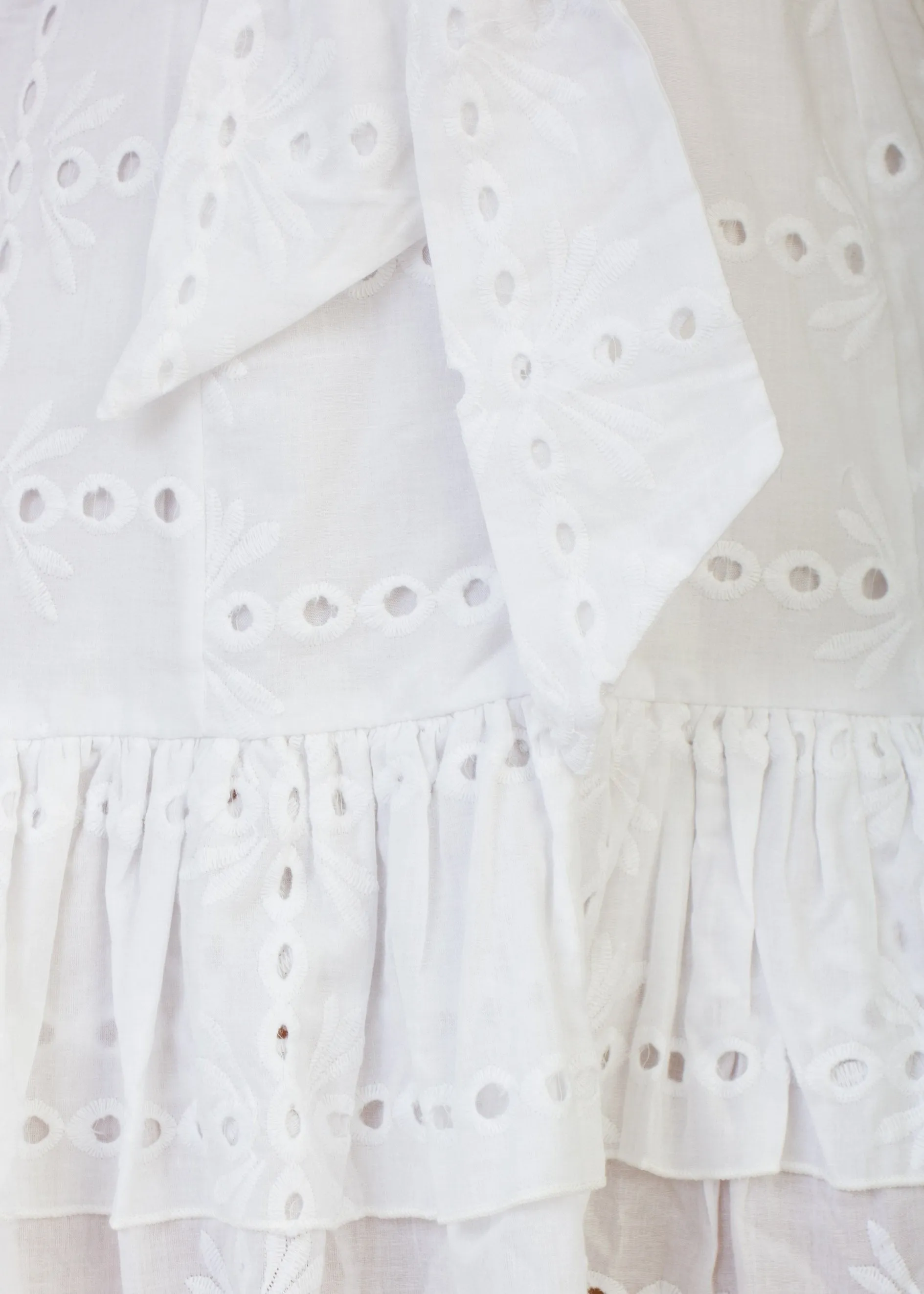 Locales Anglaise Dress - White