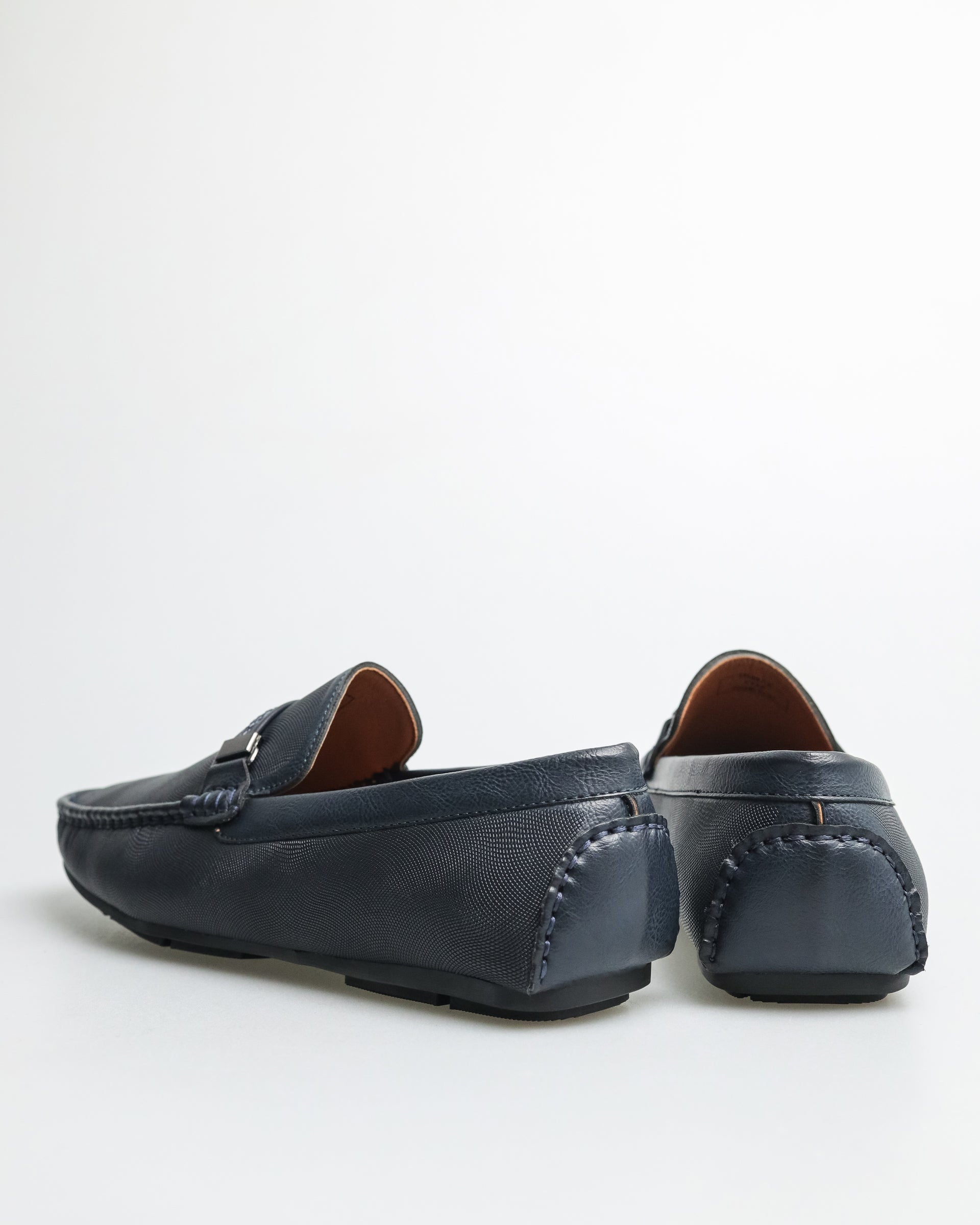 Tomaz C438 Men's Buckle Moccasins (Navy)