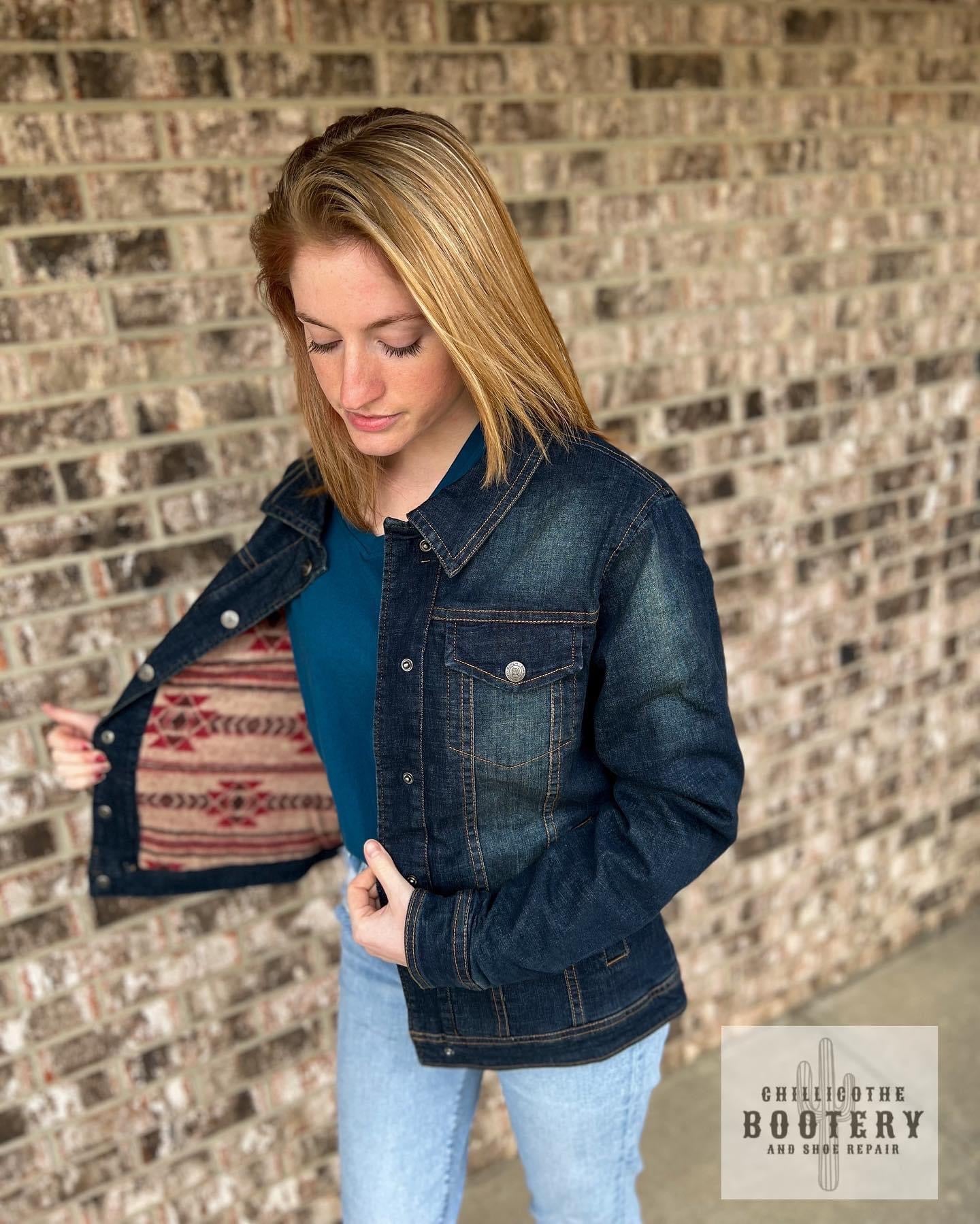 WOMEN'S DENIM TRUCKER JACKET