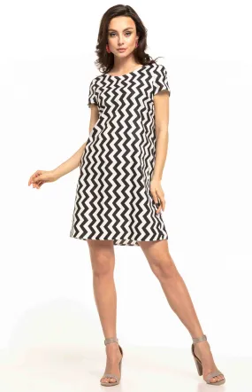 Zigzag black short sleeves shift dress